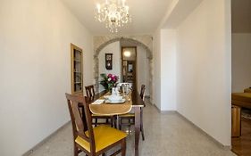 Apartment Derossi